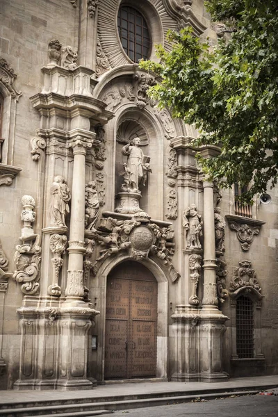 Façade Eglise, style baroque, Grotte de Saint Ignace, Manresa, province Barcelone, Catalogne . — Photo