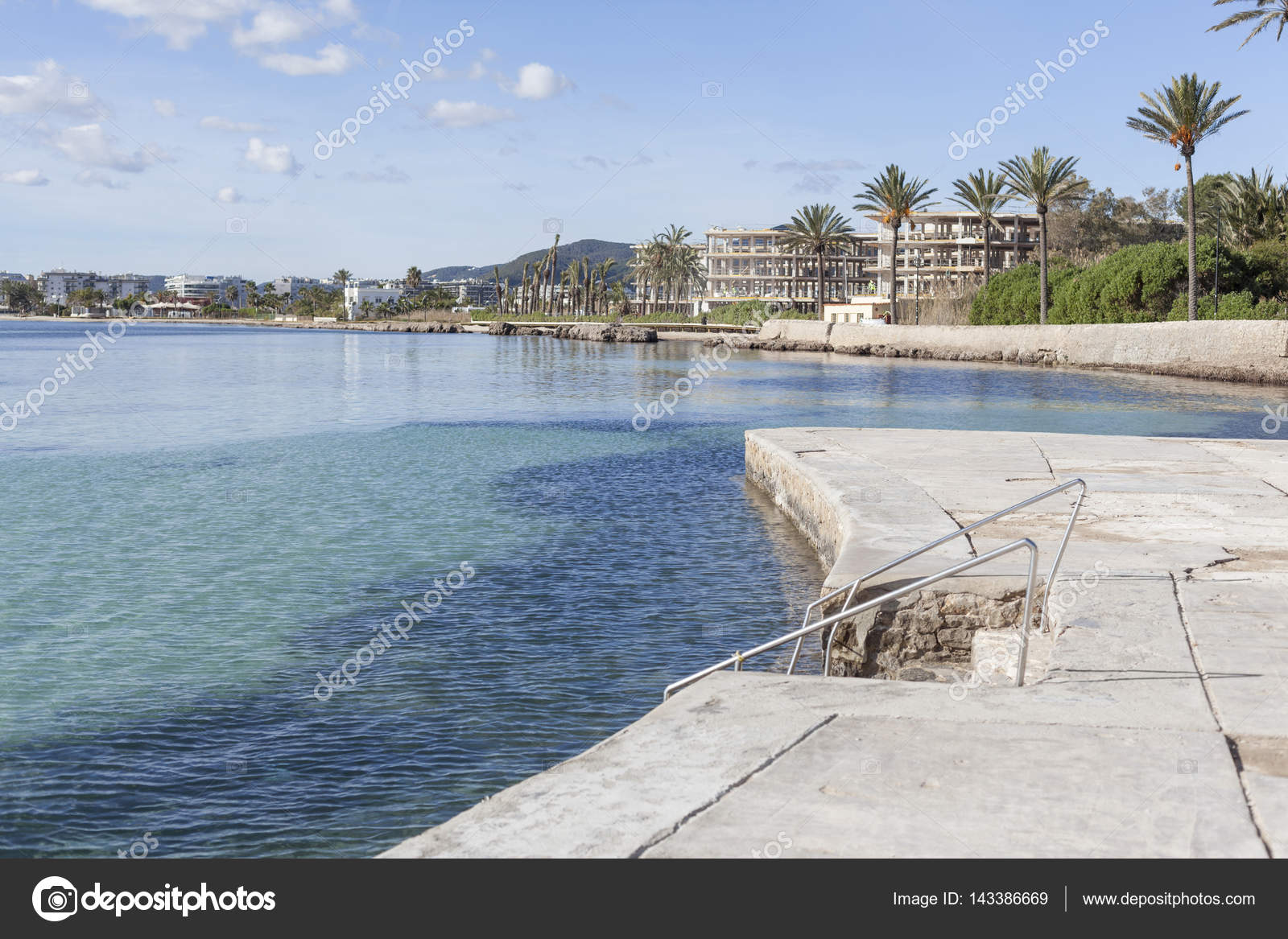 Litorale Mediterraneo Spiaggia Nella Zona Di Talamanca Ibiza