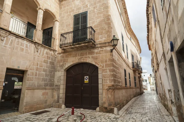 CIUTADELLA, Bâtiments étroits, Zone historique, Île de Minorque, Îles Baléares . — Photo