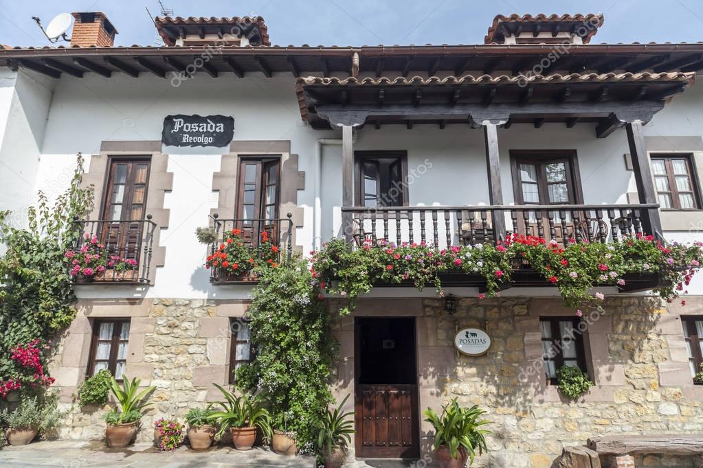 Geleneksel evleri, konaklama, posadas Santillana del Mar, il Santander