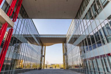 Modern mimarisi, binalarda Expo 2008 sitesi, Zaragoza, İspanya.