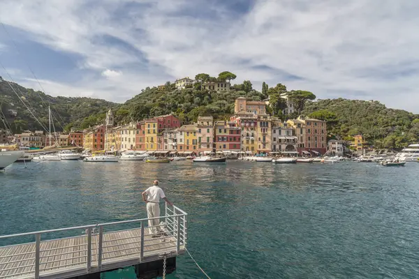 Portofino, Maritime utsikt över berömda byn i liguriska kusten. — Stockfoto