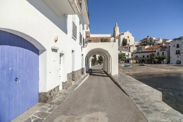 Pohled na město Cadaques, Costa Brava, Provincie Girona, Katalánsko. — Stock fotografie