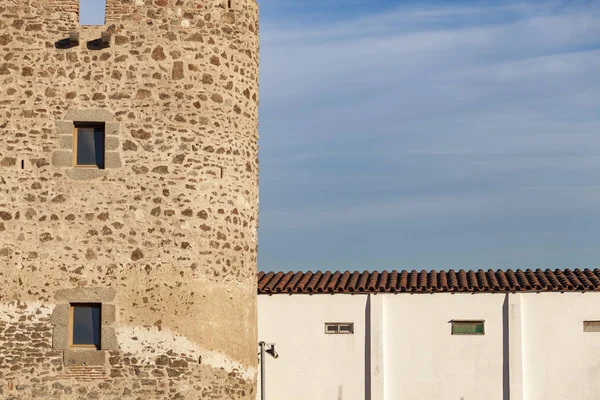 Antigua torre de defensa en Montgat, región del maresme, provincia Barcelona, Cataluña . —  Fotos de Stock