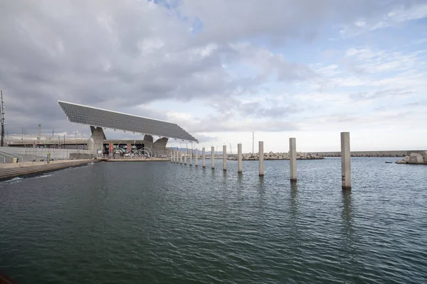 Fotovoltaik panel Forum bölge ve banyo alanında, banys del forum, Barcelona.