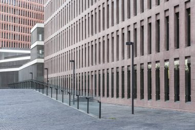 Modern mimari, Ciutat de la Justicia de Barcelona i Hospital Yazan David Chipperfield ve Fermin Vazquez.