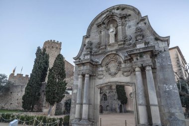 Benedictine Manastırı, ortaçağ inşaat, Romanesk tarzı, monestir, Sant Feliu de Guixols, Costa Brava, ili Girona, İspanya