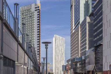 Avenue Diagonal Mar çeyrek modern binalarda ile.