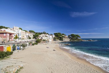 Görünüm deniz Köyü Calella de Palafrugell, Costa Brava, il Girona, Katalonya, İspanya.