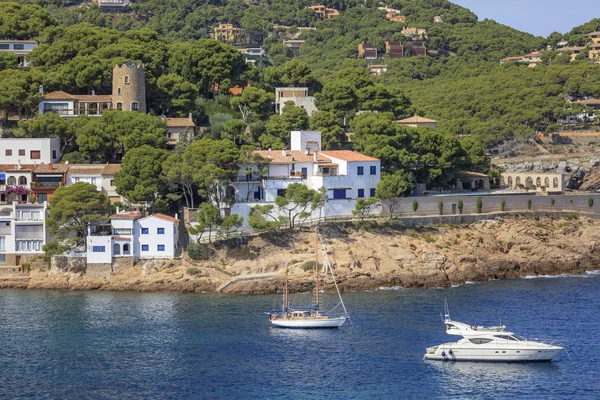 Begur, kıyı görünümü, konut. Costa Brava.