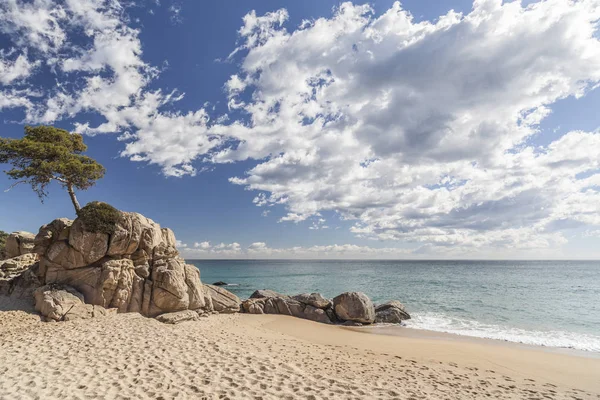 Strand van de Middellandse Zee, Costa Brava, Sant Antoni de Calonge, Catalonië — Stockfoto