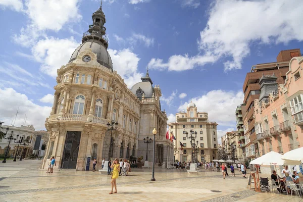 Calle vista, plaza, Plaza Heroes de Cavite, centro histórico y punto turístico de la ciudad, Cartagena, España . —  Fotos de Stock