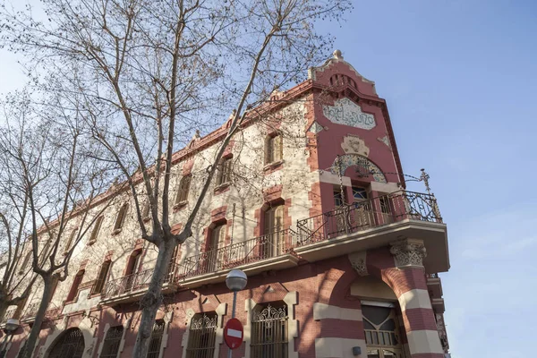 Ancient Hotel Suizo, Swiss Hotel, estilo modernista por Juli Batllevell em Sabadell, Catalunha, Espanha . — Fotografia de Stock