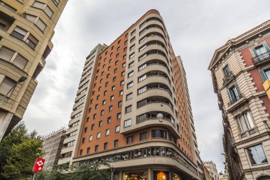 Bina, Edificio Fabregas tarafından Luis Gutierrez Soto, Urquinaona kare, Barcelona mimari,.