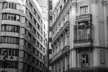 Siyah beyaz görünümü, Castellon, İspanya oluşturma ayrıntı cephe.