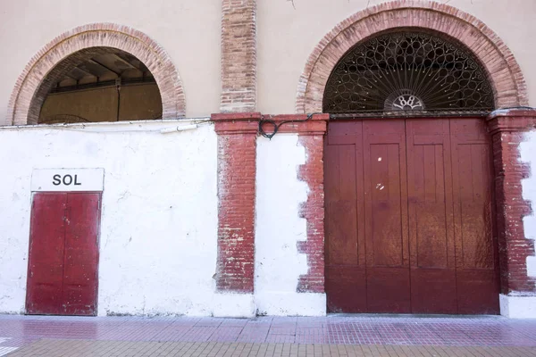 斗牛广场, 斗牛, 详细的门入口。Castellon, 西班牙. — 图库照片