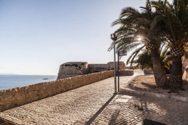 Tarihi alan, Dalt Vila, artırdı kasaba, Unesco Dünya Mirası güçlendirilmiş. Ibiza, İspanya.