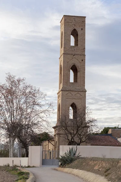 Torre de água, Torre aigua Bleda em Pacs del Penedes, Catalunha, Espanha . — Fotografia de Stock