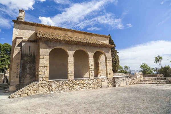 Ermida antiga em Roda de Bera, Costa Dorada, Catalunha, Espanha . — Fotografia de Stock