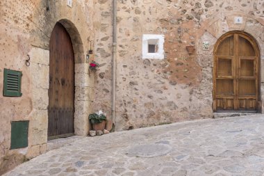 Antik cadde görünümü, Valldemossa Köyü, Mayorka Adası, İspanya