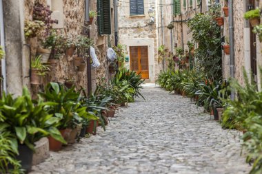 Antik cadde görünümü, Valldemossa Köyü, Mayorka Adası, İspanya