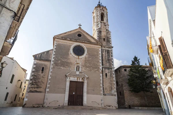 Igreja estilo barroco de Santa Maria de la Geltru, Vilanova i la Geltru, Catalunha, Espanha . — Fotografia de Stock