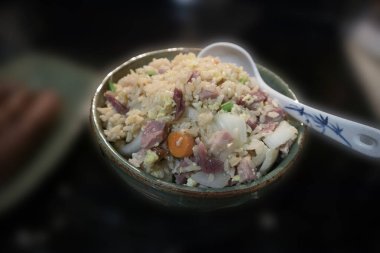 jambonlu pilav hazır.