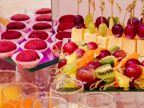 Frutas Postres Mesa Del Banquete Buffet Servicios Catering — Foto de Stock