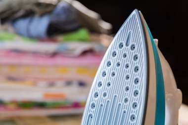 Elektrik demir Ütü için. Ütü odası. Ev eşyaları