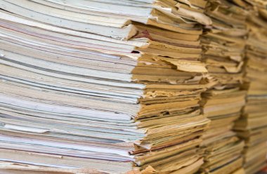 Eski okul Notebook yığını. Çok renkli kapak