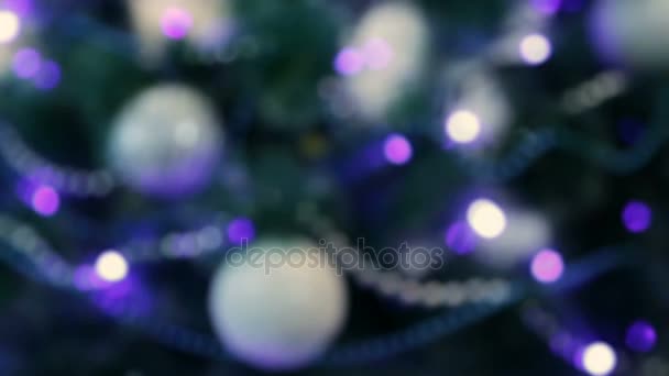 Zdobené Vánoční Strom Modrými Světly Rozostřený Obrázek — Stock video