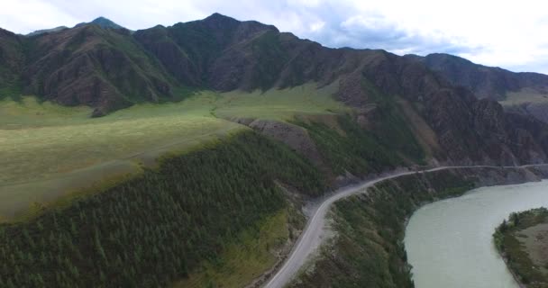 Vol au-dessus du fleuve 