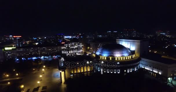 Novosibirsk-Ryssland - 15.08.2016: Novosibirsk Opera och Ballet Theatre Ngatoib, Novat. — Stockvideo