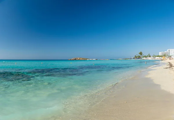 Plage Célèbre Chypre Avec Une Eau Cristalline Plage Nissi — Photo