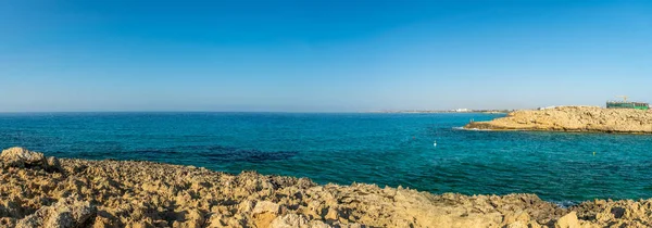 Pintoresca Bahía Costa Isla Chipre — Foto de Stock