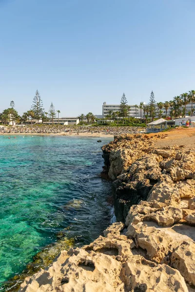 Самый Известный Пляж Кипра Кристально Чистой Водой Нисси Бич — стоковое фото