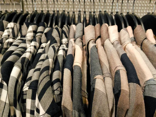 Camisas de cuello tartán o camisas de vestir —  Fotos de Stock