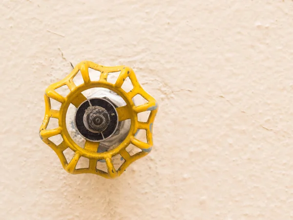 Yellow Faucet Front View Isolated Soft Backlight Hydraulic Valve — Stock Photo, Image