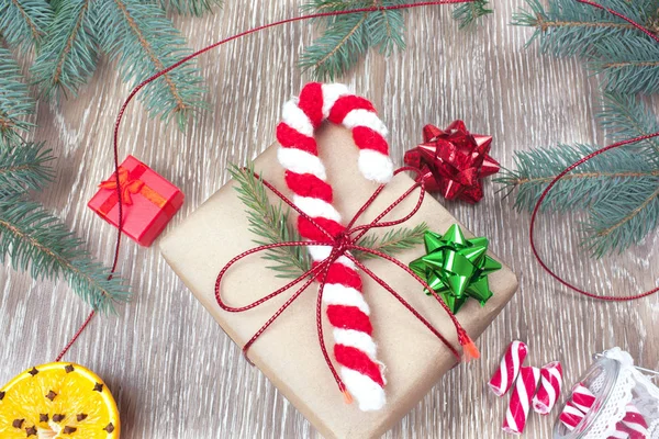 Candy cane Santa pletené amigurumi vánoční ozdoby — Stock fotografie