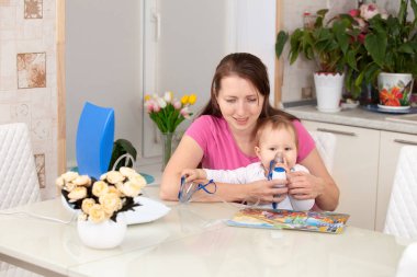 inhalasyon çocuk bebek anne yapar