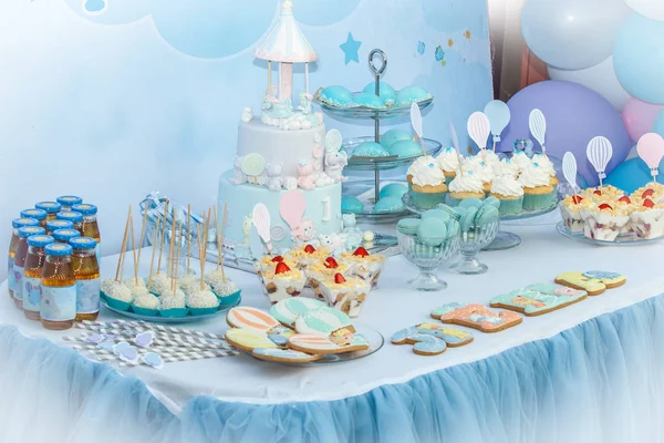 çocuğun ilk doğum tatlı tablo