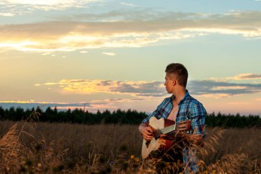  adam bir gitar şarkıları gün batımı doğa ile