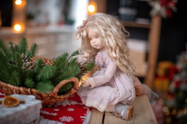 oyuncak bebek, el yapımı tekstil, eski usul..