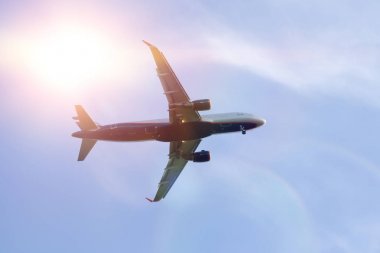 Hava yolu taşımacılığı. Hava Yolları. Uçakla seyahat. Ulaşım en hızlı modu. Chartered uçuş. havayolu. Turizm. Ulaşım uzak mesafeler için. Uçuş.