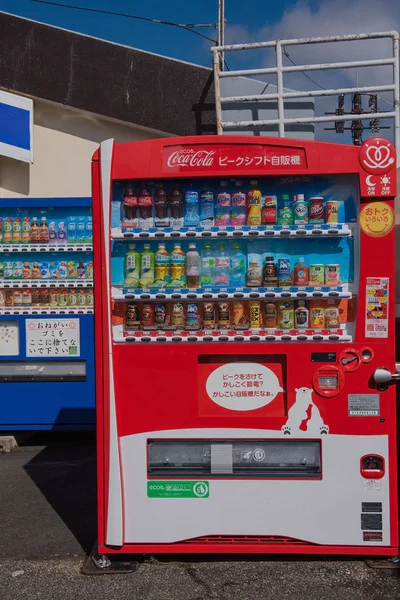 Пити автоматичного автомат в Токіо, Японія. — стокове фото