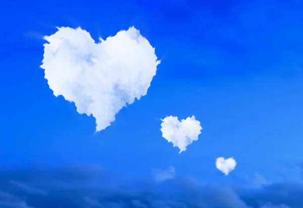 Nuvens em forma de coração céu azul fundo — Fotografia de Stock