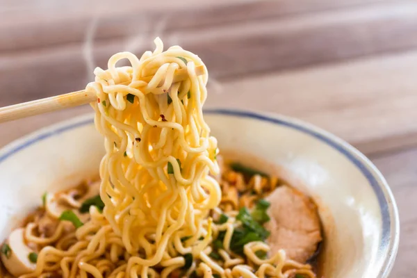 Fideos sopa asiática comida —  Fotos de Stock