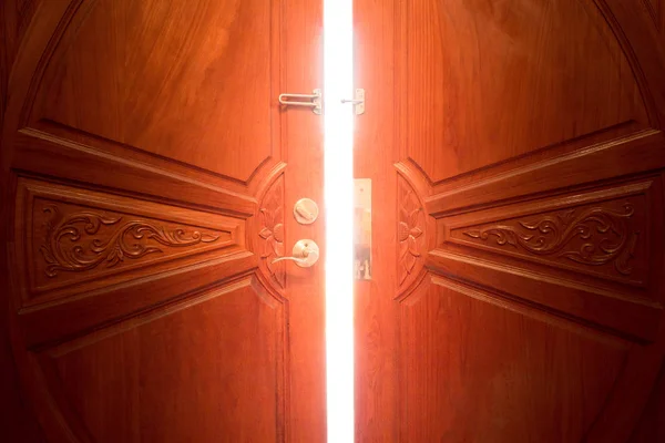 open door light concept