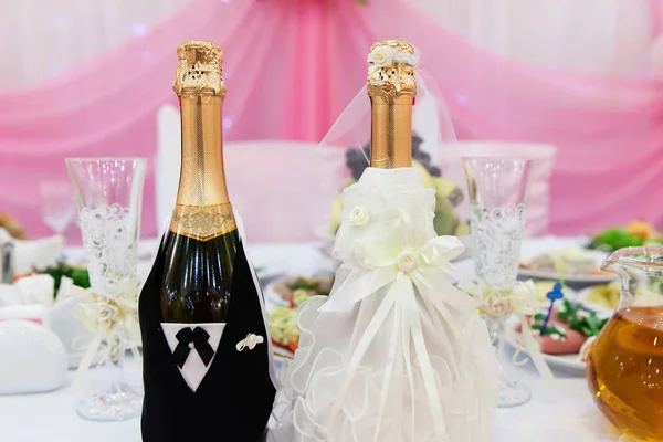 Garrafas de champanhe casamento — Fotografia de Stock