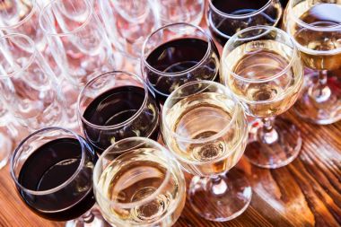 şarap şarap bardakları